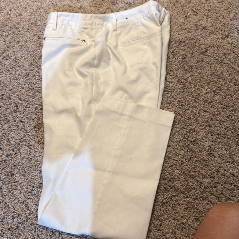 women’s Larry Levine ankle pants - 14